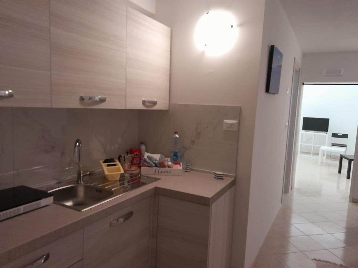 Di Fronzo Guest House A Triggiano Buitenkant foto