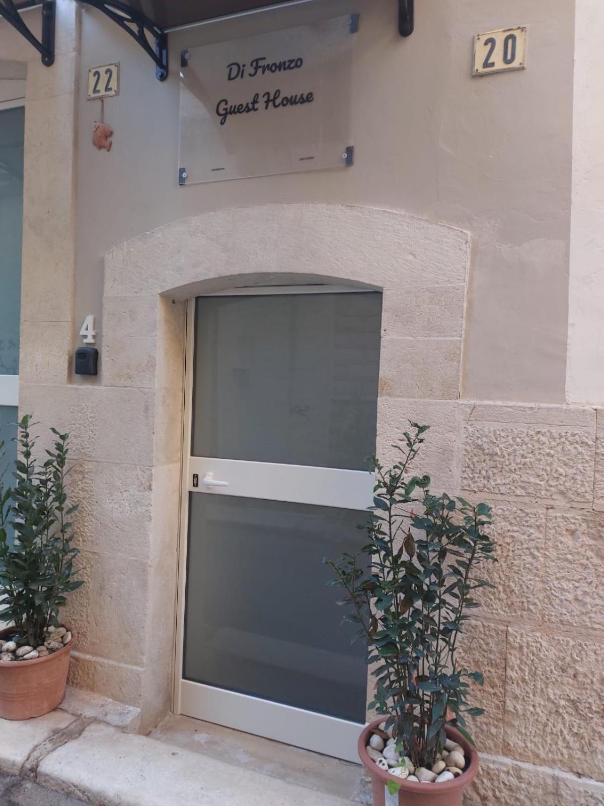 Di Fronzo Guest House A Triggiano Buitenkant foto